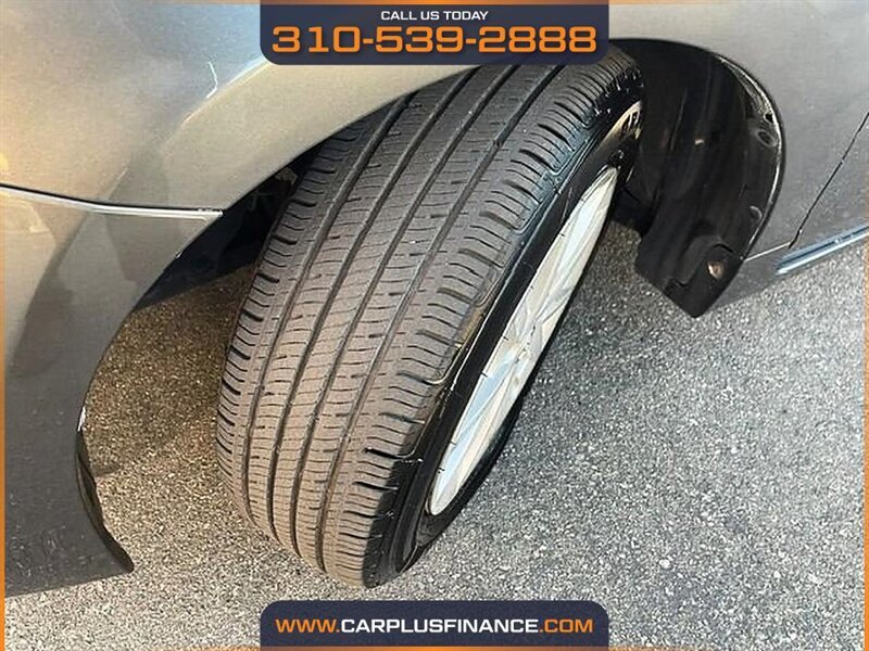 2013 Toyota Prius V Three - Photo 8 - Huntington Beach, CA 92647
