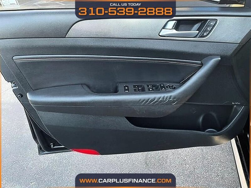 2015 Hyundai Sonata Sport 2.0T Limited - Photo 10 - Huntington Beach, CA 92647
