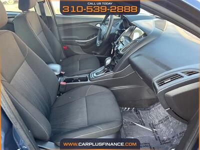 2018 Ford Focus SEL   - Photo 33 - Huntington Beach, CA 92647
