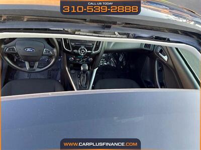 2018 Ford Focus SEL   - Photo 10 - Huntington Beach, CA 92647