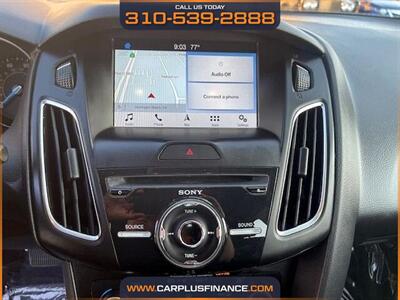 2018 Ford Focus SEL   - Photo 22 - Huntington Beach, CA 92647