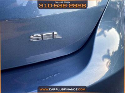 2018 Ford Focus SEL   - Photo 8 - Huntington Beach, CA 92647