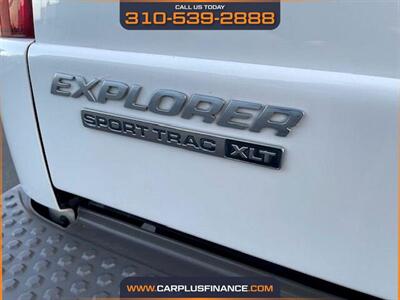 2003 Ford Explorer Sport Trac XLT 4dr XLT Crew Cab SB   - Photo 11 - Huntington Beach, CA 92647