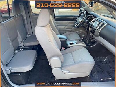 2013 Toyota Tacoma Access Cab PreRunner V6  SR5 - Photo 32 - Huntington Beach, CA 92647