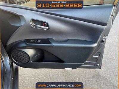 2016 Toyota Prius Three   - Photo 32 - Huntington Beach, CA 92647