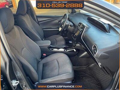 2016 Toyota Prius Three   - Photo 33 - Huntington Beach, CA 92647