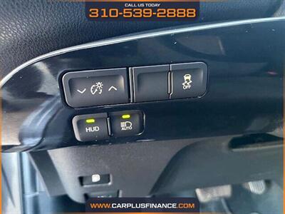 2016 Toyota Prius Three   - Photo 23 - Huntington Beach, CA 92647