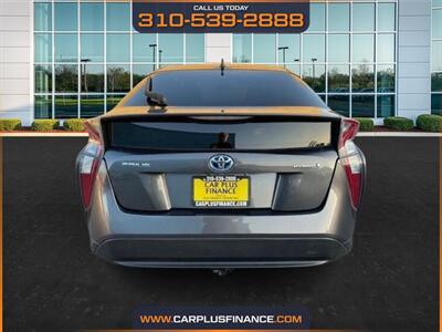 2016 Toyota Prius Three   - Photo 8 - Huntington Beach, CA 92647