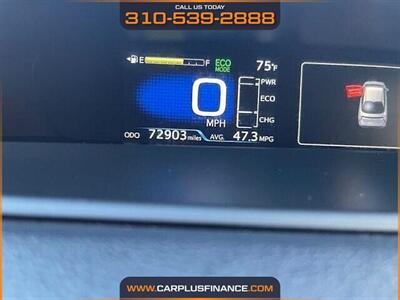 2016 Toyota Prius Three   - Photo 17 - Huntington Beach, CA 92647