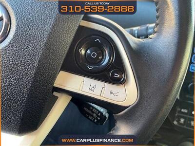 2016 Toyota Prius Three   - Photo 21 - Huntington Beach, CA 92647
