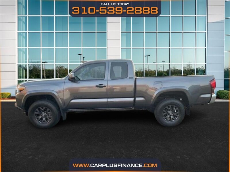 2022 Toyota Tacoma Access Cab SR5  