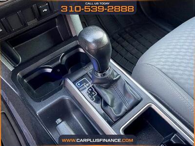 2022 Toyota Tacoma Access Cab SR5   - Photo 15 - Huntington Beach, CA 92647