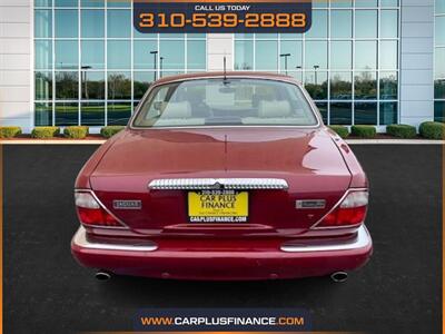 2001 Jaguar XJ8 Vanden Plas   - Photo 31 - Huntington Beach, CA 92647