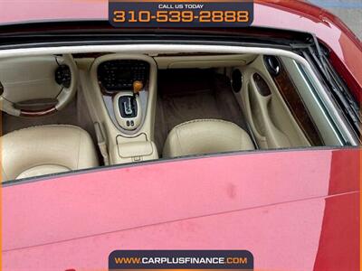 2001 Jaguar XJ8 Vanden Plas   - Photo 22 - Huntington Beach, CA 92647