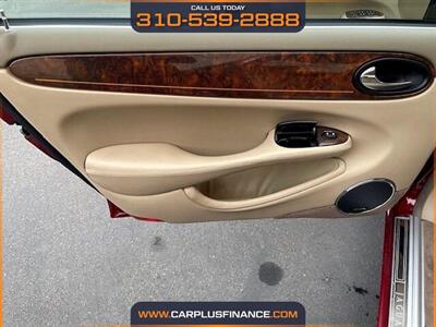 2001 Jaguar XJ8 Vanden Plas   - Photo 24 - Huntington Beach, CA 92647