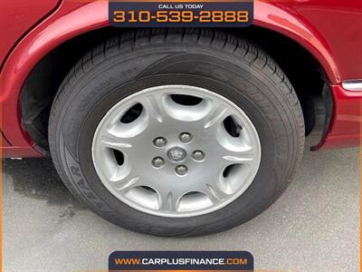 2001 Jaguar XJ8 Vanden Plas   - Photo 3 - Huntington Beach, CA 92647