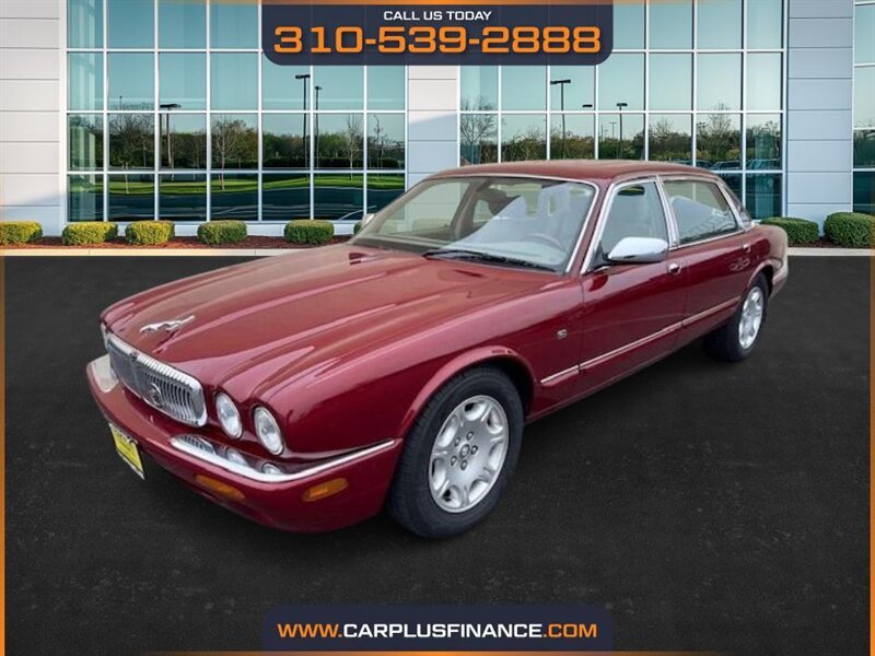 2001 Jaguar XJ8 Vanden Plas   - Photo 1 - Huntington Beach, CA 92647