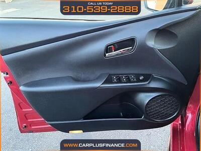 2017 Toyota Prius Prime Plus   - Photo 11 - Huntington Beach, CA 92647