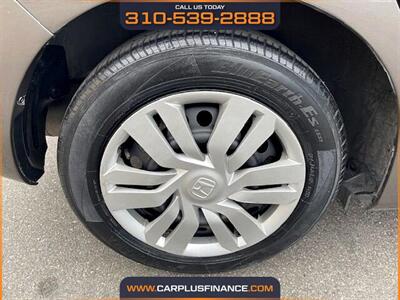 2017 Honda Fit LX   - Photo 33 - Huntington Beach, CA 92647