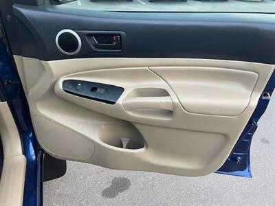 2015 Toyota Tacoma Double Cab PreRunner V6  SR5 - Photo 33 - Huntington Beach, CA 92647