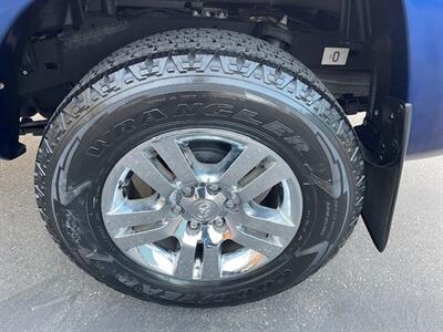 2015 Toyota Tacoma Double Cab PreRunner V6  SR5 - Photo 42 - Huntington Beach, CA 92647