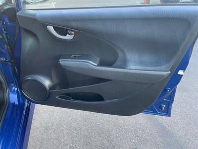 2009 Honda Fit Sport   - Photo 27 - Huntington Beach, CA 92647