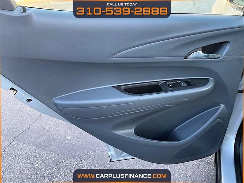 2020 Chevrolet Bolt EV Bolt Premier - Photo 27 - Huntington Beach, CA 92647