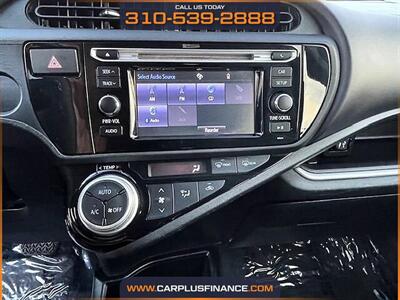 2016 Toyota Prius C Two   - Photo 14 - Huntington Beach, CA 92647