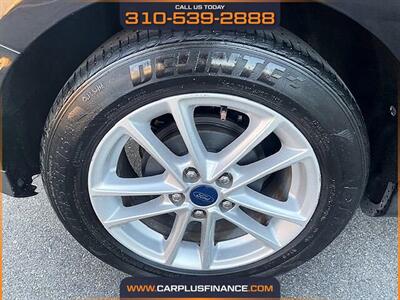 2018 Ford Focus SE   - Photo 33 - Huntington Beach, CA 92647