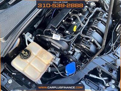 2018 Ford Focus SE   - Photo 8 - Huntington Beach, CA 92647