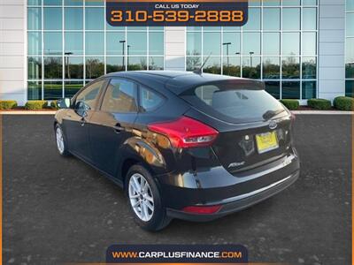 2018 Ford Focus SE   - Photo 4 - Huntington Beach, CA 92647