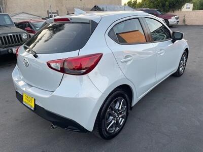 2020 Toyota Yaris LE   - Photo 17 - Huntington Beach, CA 92647