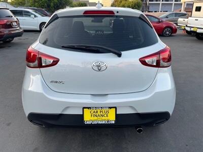 2020 Toyota Yaris LE   - Photo 18 - Huntington Beach, CA 92647