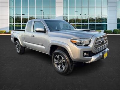 2017 Toyota Tacoma Access Cab TRD Sport  4 x 4 - Photo 3 - Huntington Beach, CA 92647