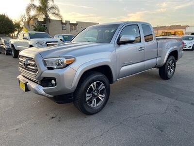 2017 Toyota Tacoma Access Cab TRD Sport  4 x 4