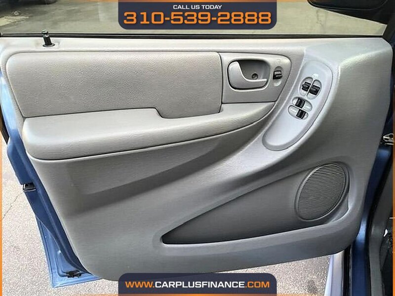 2007 Dodge Grand Caravan SXT - Photo 25 - Huntington Beach, CA 92647