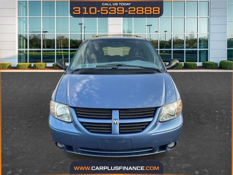 2007 Dodge Grand Caravan SXT - Photo 5 - Huntington Beach, CA 92647