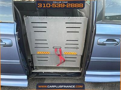 2007 Dodge Grand Caravan SXT - Photo 11 - Huntington Beach, CA 92647
