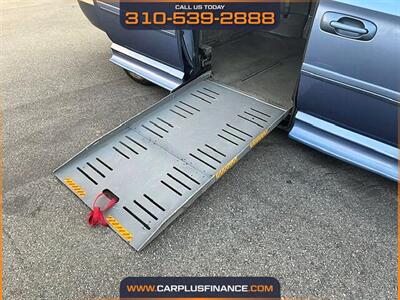 2007 Dodge Grand Caravan SXT - Photo 2 - Huntington Beach, CA 92647