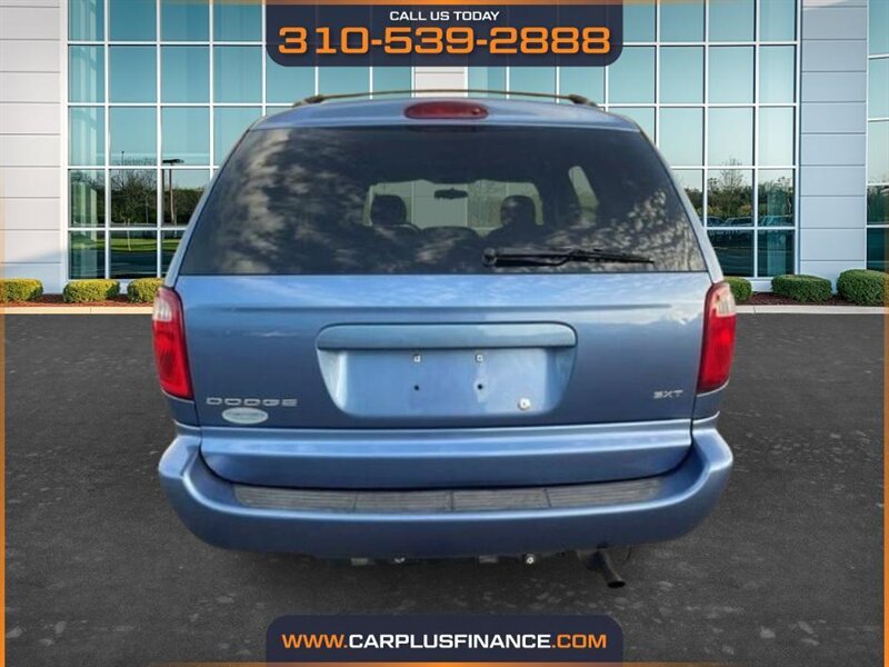 2007 Dodge Grand Caravan SXT - Photo 8 - Huntington Beach, CA 92647