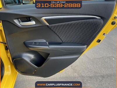 2019 Honda Fit EX   - Photo 30 - Huntington Beach, CA 92647