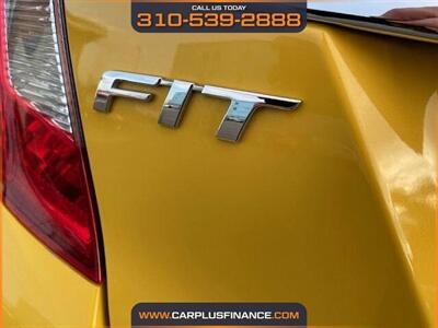 2019 Honda Fit EX   - Photo 9 - Huntington Beach, CA 92647