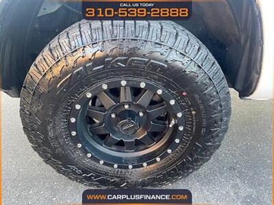 2009 Toyota Tacoma Access Cab  Convenience pkg - Photo 36 - Huntington Beach, CA 92647