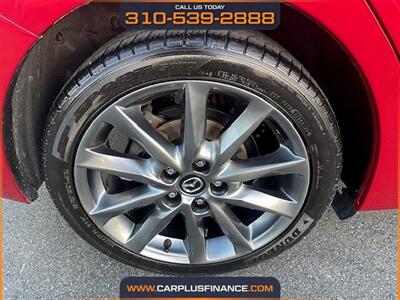 2018 Mazda MAZDA3 Touring   - Photo 16 - Huntington Beach, CA 92647