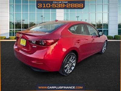 2018 Mazda MAZDA3 Touring   - Photo 18 - Huntington Beach, CA 92647