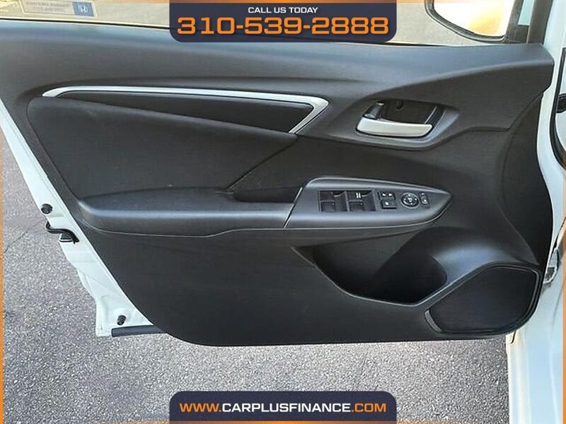2016 Honda Fit LX - Photo 10 - Huntington Beach, CA 92647