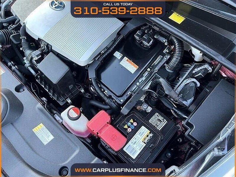 2016 Toyota Prius Four - Photo 8