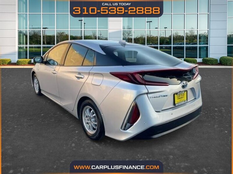 2017 Toyota Prius Prime Advanced - Photo 5 - Huntington Beach, CA 92647