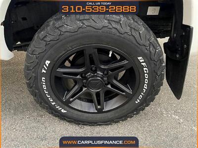 2014 Toyota Tacoma Double Cab V6 4 x 4  SR5 - Photo 3 - Huntington Beach, CA 92647