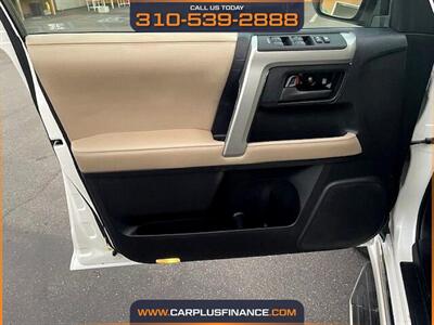 2010 Toyota 4Runner Limited 2WD   - Photo 16 - Huntington Beach, CA 92647